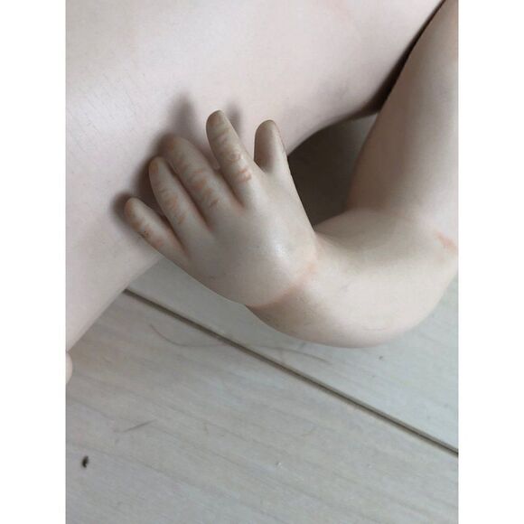 SIMON & HALBIG Porcelain Doll Repro by Doris 126/10 1984 - Picture 5 of 8